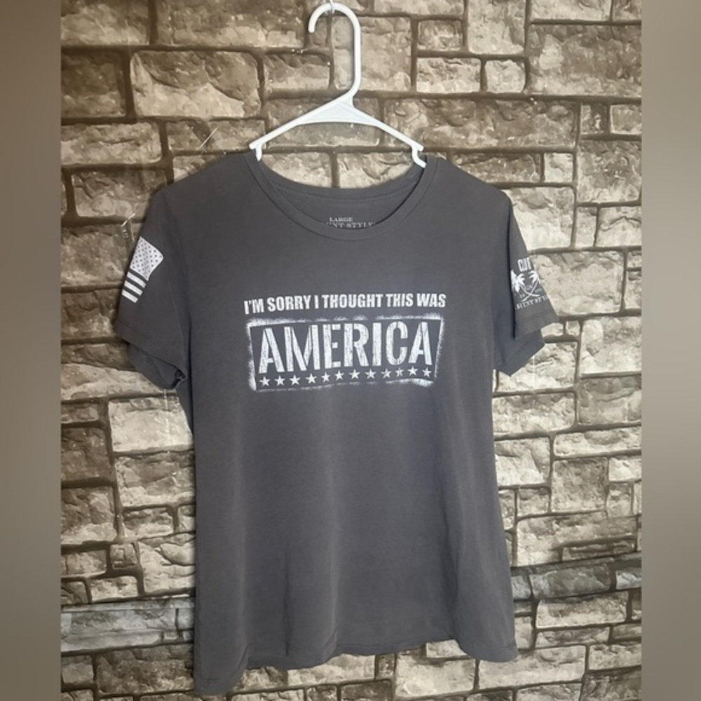 Grunt Style Women’s Patriotic Graphic Tee Size Large